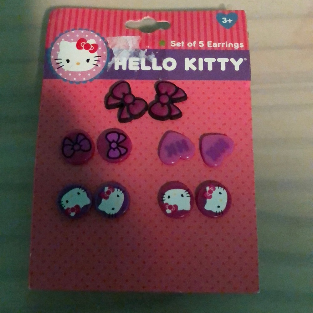 5 piece Hello Kitty Earring set